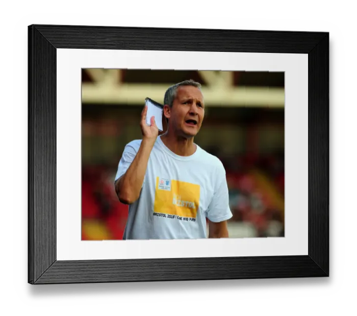 Framed Print : Bristol City vs. Wolverhampton Wanderers: 09-10 Pre-Season Friendly Framed Print : Bristol City vs. Wolverhampton Wanderers: 09-10 Pre-Season Friendly