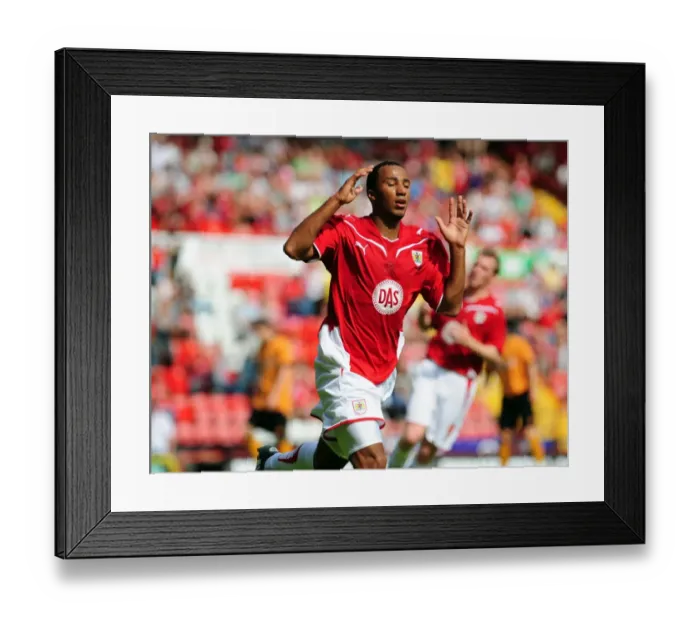 Framed Print : Bristol City vs. Wolverhampton Wanderers: 09-10 Pre-Season Friendly