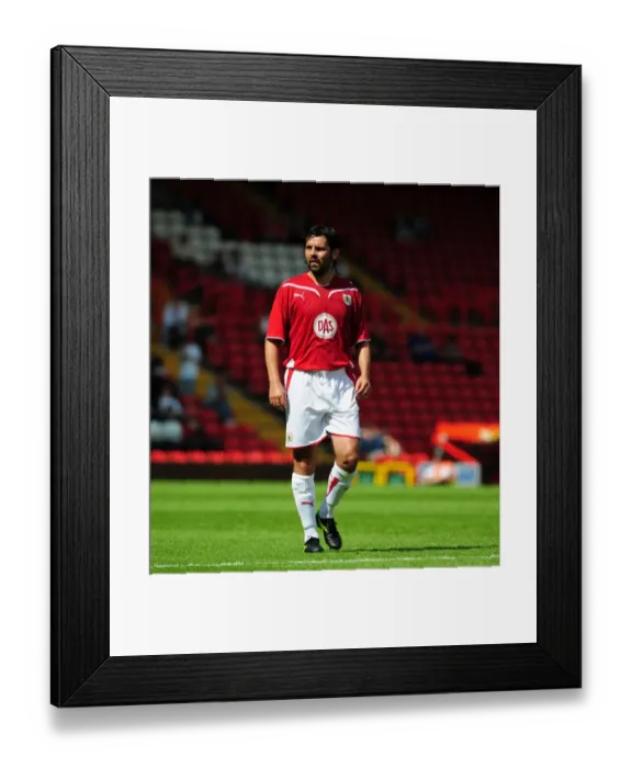 Framed Print : Bristol City vs. Wolverhampton Wanderers: 09-10 Pre-Season Friendly Framed Print : Bristol City vs. Wolverhampton Wanderers: 09-10 Pre-Season Friendly