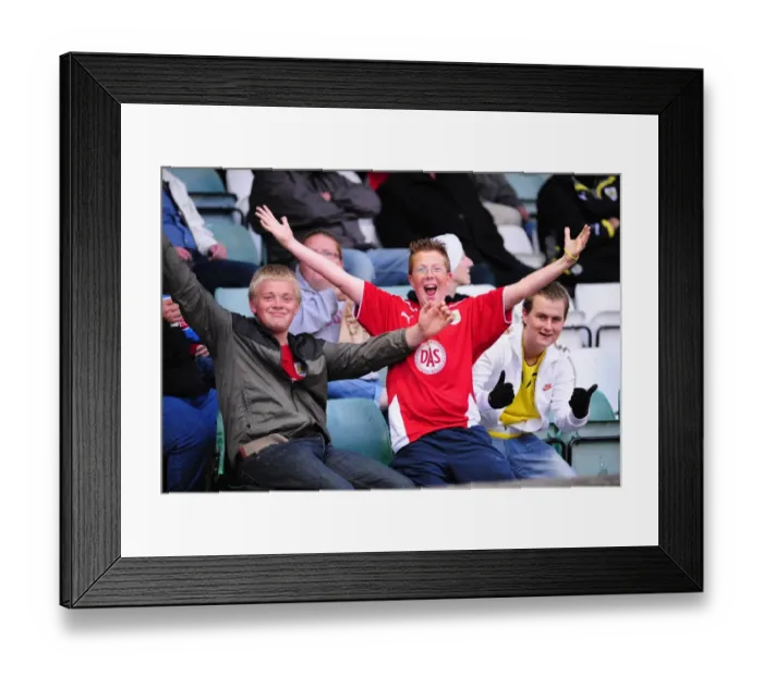 Framed Print : Bristol City vs Yeovil Town: Pre-Season Friendly - Season 09-10 Framed Print : Bristol City vs Yeovil Town: Pre-Season Friendly - Season 09-10