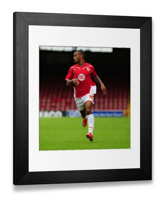 Framed Print : Bristol City vs Wycombe Wanderers: Pre-Season Friendly (09-10) Framed Print : Bristol City vs Wycombe Wanderers: Pre-Season Friendly (09-10)