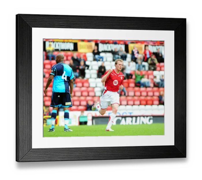 Framed Print : Bristol City vs Wycombe Wanderers: 09-10 Pre-Season Friendly - A Glimpse into the First Team's Preparation Framed Print : Bristol City vs Wycombe Wanderers: 09-10 Pre-Season Friendly - A Glimpse into the First Team's Preparation