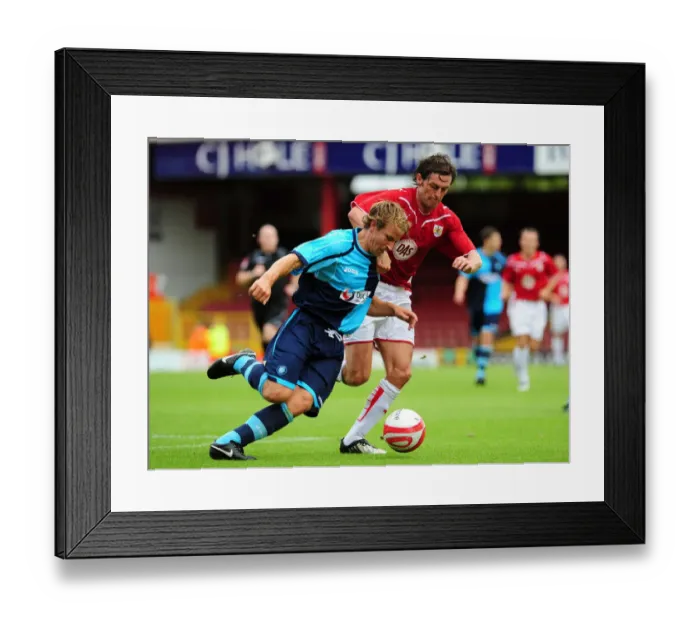 Framed Print : Bristol City vs Wycombe Wanderers: 2009-10 Pre-Season Friendly Framed Print : Bristol City vs Wycombe Wanderers: 2009-10 Pre-Season Friendly