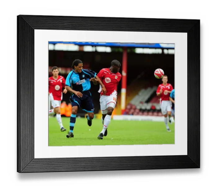 Framed Print : Bristol City vs Wycombe Wanderers: 2009-10 Pre-Season Friendly Framed Print : Bristol City vs Wycombe Wanderers: 2009-10 Pre-Season Friendly