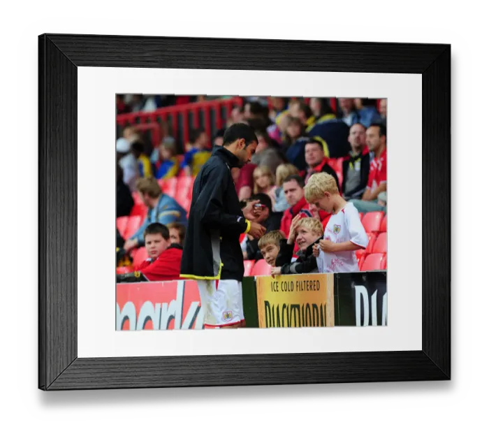 Framed Print : Bristol City vs Wycombe Wanderers: 2009-10 Pre-Season Friendly Framed Print : Bristol City vs Wycombe Wanderers: 2009-10 Pre-Season Friendly