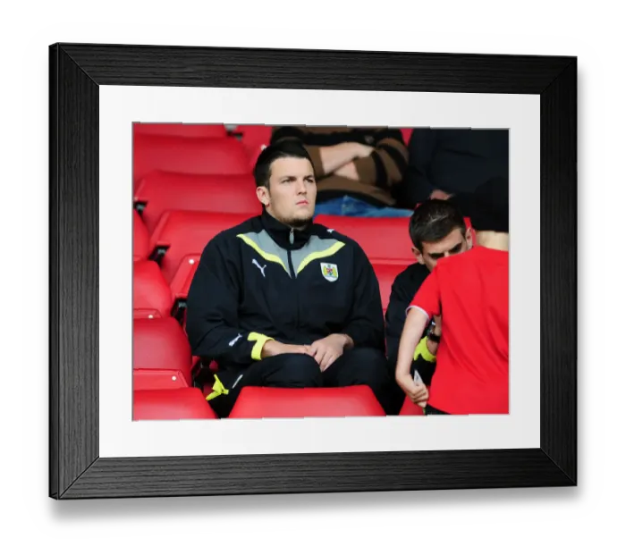 Framed Print : Bristol City vs Wycombe Wanderers: 09-10 Pre-Season Friendly - A Peek into the First Team's Preparation Framed Print : Bristol City vs Wycombe Wanderers: 09-10 Pre-Season Friendly - A Peek into the First Team's Preparation