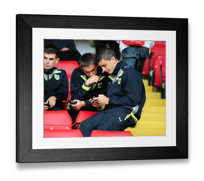 Framed Print : Bristol City vs Wycombe Wanderers: 09-10 Pre-Season Friendly - A Peek into the First Team's Preparation Framed Print : Bristol City vs Wycombe Wanderers: 09-10 Pre-Season Friendly - A Peek into the First Team's Preparation