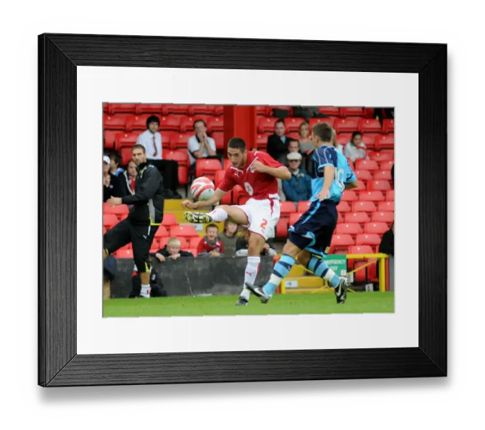 Framed Print : Bradley Orr in Action: Bristol City vs Wycombe Wanderers Framed Print : Bradley Orr in Action: Bristol City vs Wycombe Wanderers