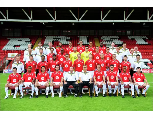 Bristol City First Team: 09-10 Season - Team Photo