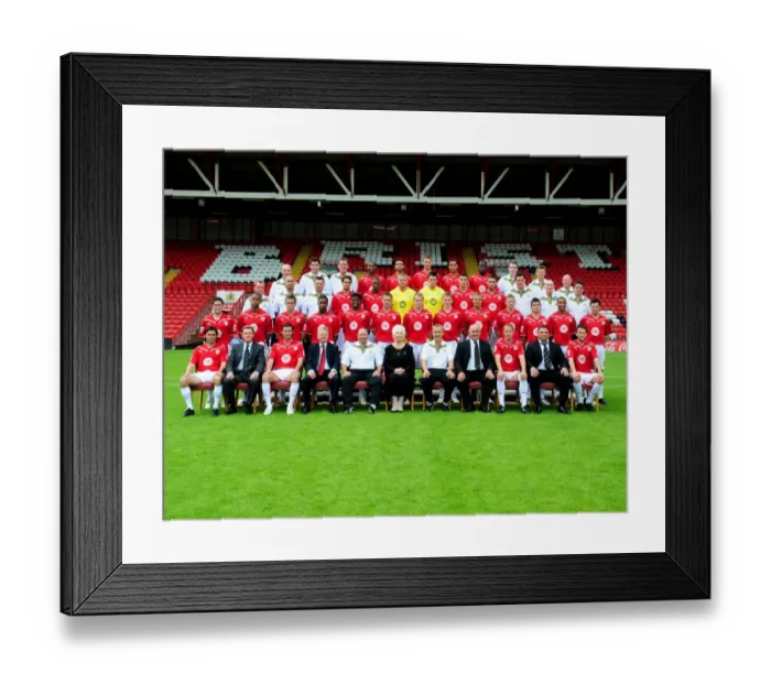 Framed Print : Bristol City First Team: Unified Squad Photo - 09-10 Season Framed Print : Bristol City First Team: Unified Squad Photo - 09-10 Season