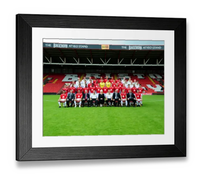 Framed Print : Bristol City First Team: United in Blue (09-10)