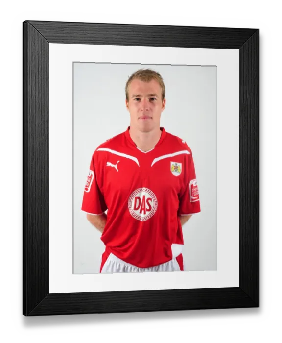 Framed Print : Bristol City First Team: Season 09-10 - Head Shots Framed Print : Bristol City First Team: Season 09-10 - Head Shots