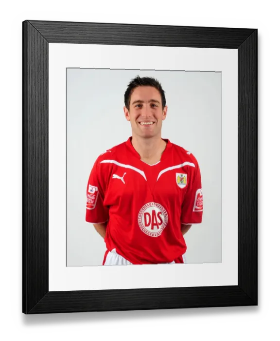 Framed Print : Bristol City First Team: Season 09-10 - Head Shots Framed Print : Bristol City First Team: Season 09-10 - Head Shots
