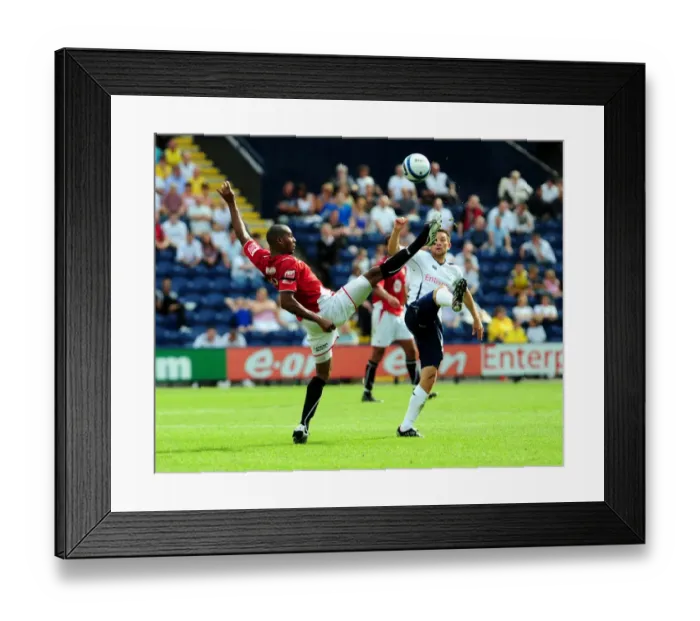 Framed Print : Preston North End vs. Bristol City: A Football Rivalry - Season 09-10 Framed Print : Preston North End vs. Bristol City: A Football Rivalry - Season 09-10