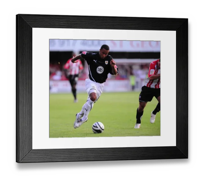 Framed Print : Bristol City vs. Brentford: A Football Rivalry - Season 09-10