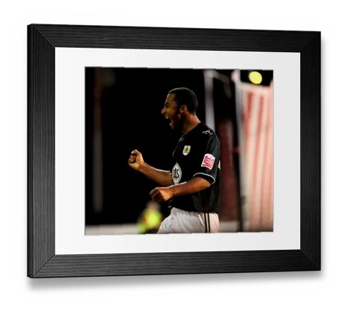 Framed Print : Bristol City vs. Brentford: A Football Rivalry - Season 09-10 Framed Print : Bristol City vs. Brentford: A Football Rivalry - Season 09-10