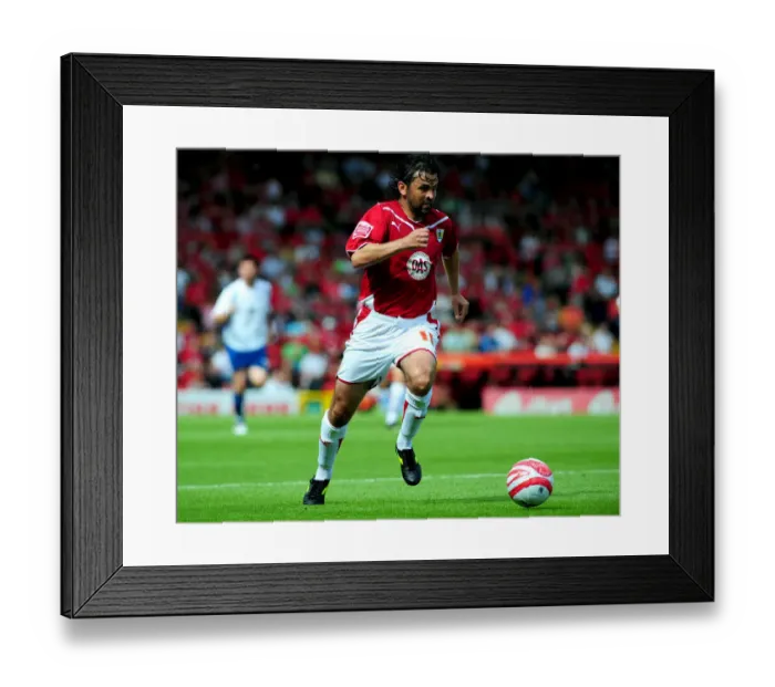 Framed Print : Bristol City vs. Crystal Palace: A Football Rivalry - Season 09-10 Framed Print : Bristol City vs. Crystal Palace: A Football Rivalry - Season 09-10