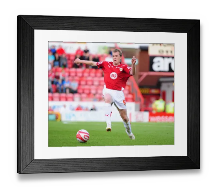 Framed Print : Bristol City vs QPR: 09-10 Season