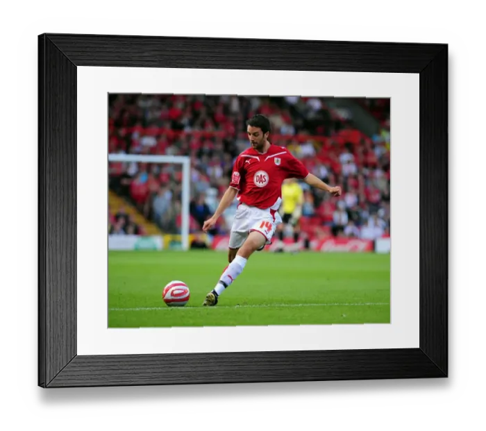 Framed Print : Bristol City vs QPR: A Football Rivalry from the 09-10 Season Framed Print : Bristol City vs QPR: A Football Rivalry from the 09-10 Season