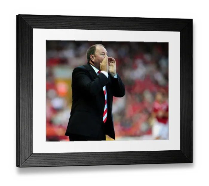 Framed Print : Bristol City vs QPR: A Football Rivalry - Season 09-10 Framed Print : Bristol City vs QPR: A Football Rivalry - Season 09-10