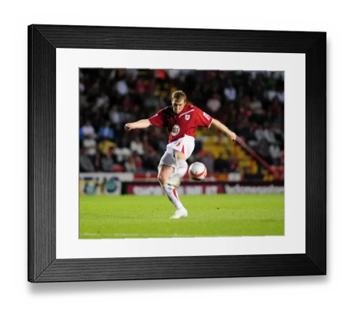 Framed Print : Bristol City vs QPR: A 09-10 Season Showdown (Bristol City First Team) Framed Print : Bristol City vs QPR: A 09-10 Season Showdown (Bristol City First Team)