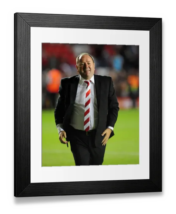 Framed Print : Bristol City vs QPR: A Showdown from the 09-10 Season Framed Print : Bristol City vs QPR: A Showdown from the 09-10 Season