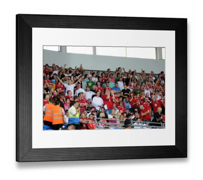 Framed Print : The Clash of the Cities: Cardiff vs. Bristol - A Football Rivalry: Season 09-10 Framed Print : The Clash of the Cities: Cardiff vs. Bristol - A Football Rivalry: Season 09-10