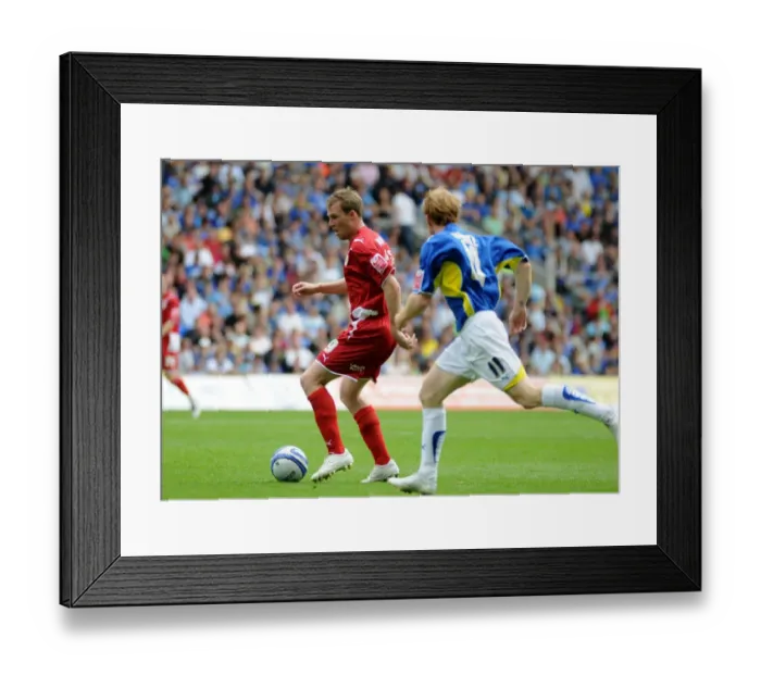Framed Print : The Clash: Cardiff City vs. Bristol City - Season 09-10
