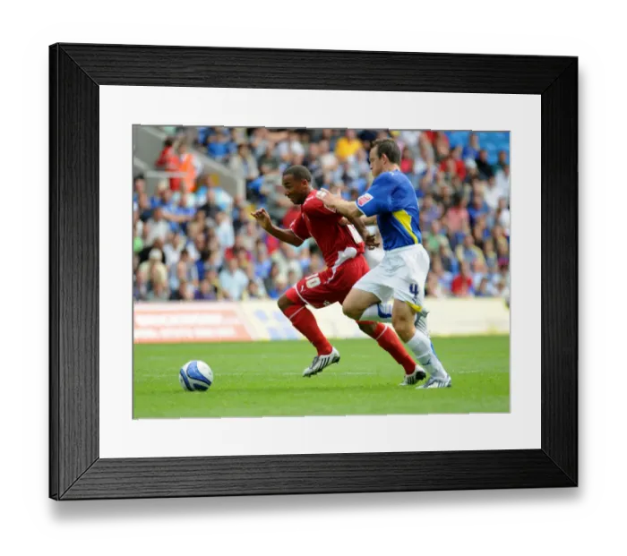 Framed Print : The Battle of the Cities: Cardiff vs. Bristol City - Football Rivalry (Season 09-10) - Bristol City's First Team in Action