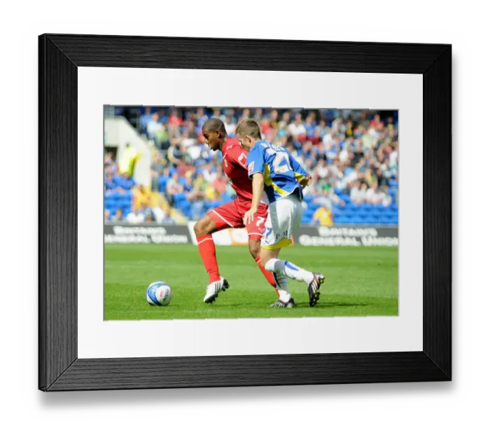 Framed Print : The Clash: Cardiff City vs. Bristol City - Season 09-10 Framed Print : The Clash: Cardiff City vs. Bristol City - Season 09-10