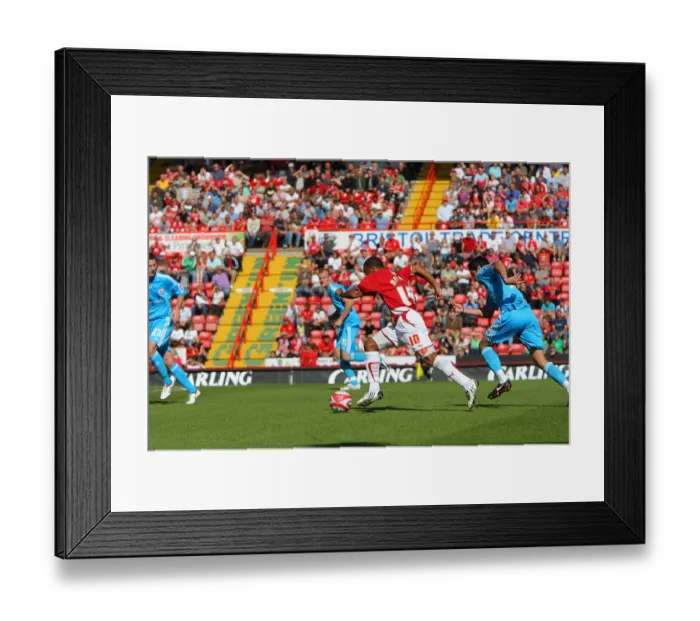Framed Print : Bristol City vs Middlesbrough: A Football Rivalry - Season 09-10