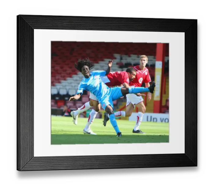 Framed Print : Season 9-10 Showdown: Thrilling Encounter - Bristol City vs Middlesbrough Framed Print : Season 9-10 Showdown: Thrilling Encounter - Bristol City vs Middlesbrough