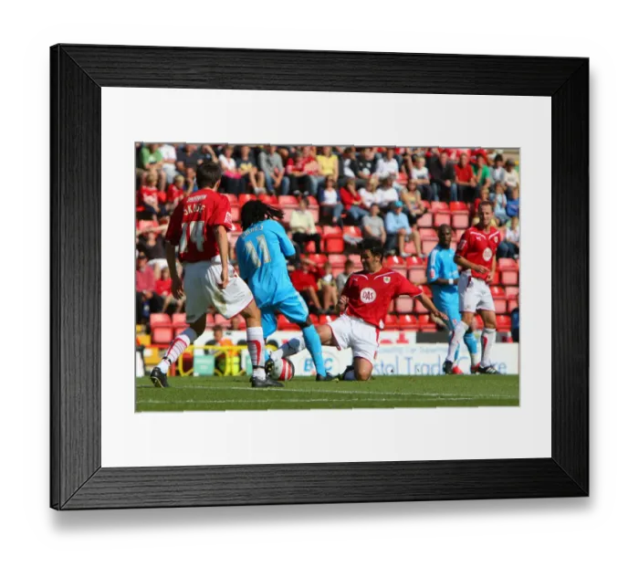 Framed Print : Bristol City vs Middlesbrough: A Thrilling Football Showdown - Season 9-10 Framed Print : Bristol City vs Middlesbrough: A Thrilling Football Showdown - Season 9-10