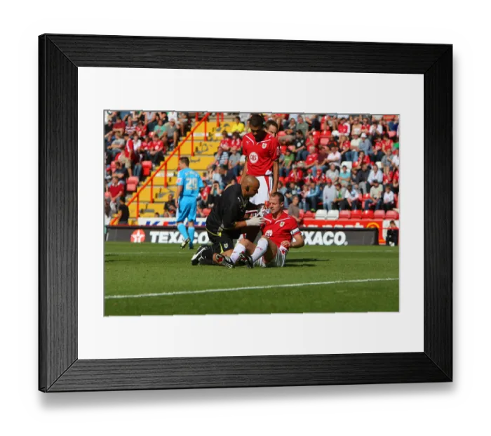 Framed Print : Bristol City vs. Middlesbrough: A Season to Remember (09-10) - Football Showdown Framed Print : Bristol City vs. Middlesbrough: A Season to Remember (09-10) - Football Showdown