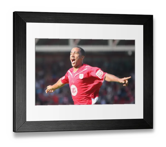 Framed Print : Bristol City vs Middlesbrough: A Football Rivalry Unfolds - 09-10 Season Showdown Framed Print : Bristol City vs Middlesbrough: A Football Rivalry Unfolds - 09-10 Season Showdown