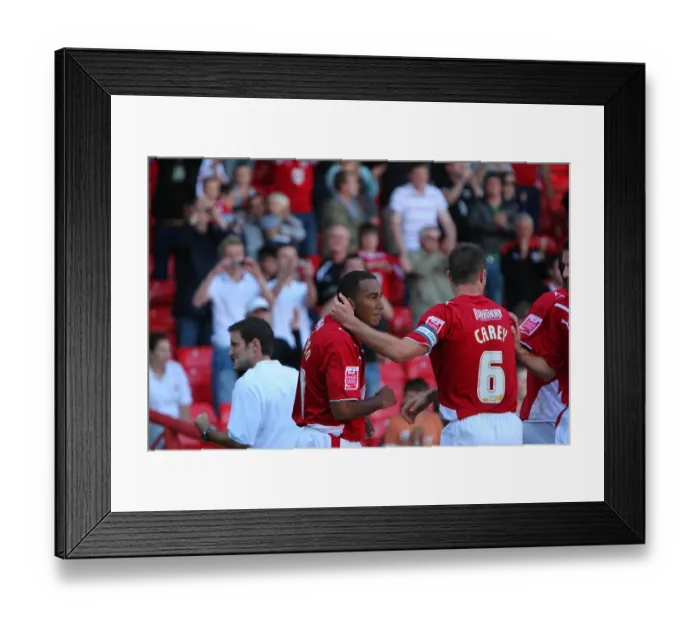 Framed Print : Bristol City vs Middlesbrough: A Football Rivalry Unfolds - 09-10 Season Showdown