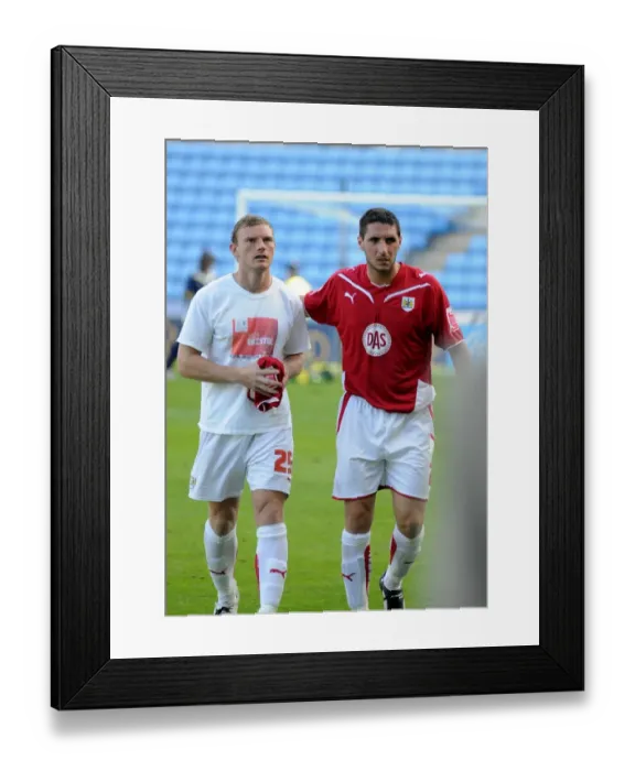 Framed Print : Bristol City vs Coventry City: A Football Showdown - 09-10 Season