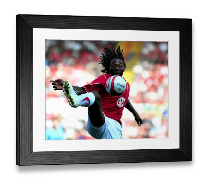 Framed Print : Bristol City vs Scunthorpe United: A Football Rivalry - Season 09-10 Framed Print : Bristol City vs Scunthorpe United: A Football Rivalry - Season 09-10