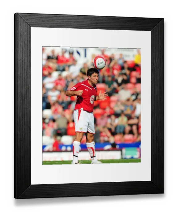Framed Print : Bristol City vs Scunthorpe United: A Football Rivalry - Season 09-10