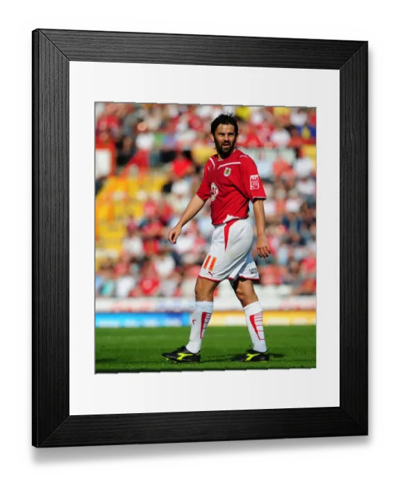 Framed Print : Bristol City vs Scunthorpe United: A Football Rivalry - Season 09-10 Framed Print : Bristol City vs Scunthorpe United: A Football Rivalry - Season 09-10