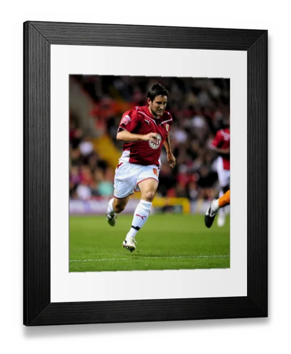 Framed Print : Bristol City vs Blackpool: Clash of the First Teams - Season 09-10 Framed Print : Bristol City vs Blackpool: Clash of the First Teams - Season 09-10