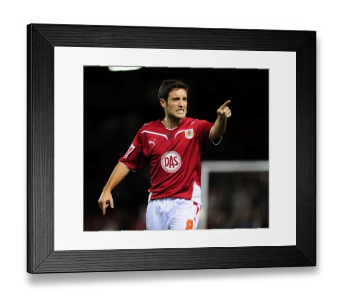 Framed Print : Bristol City vs Blackpool Rivalry: A Football Battle - Season 09-10 Framed Print : Bristol City vs Blackpool Rivalry: A Football Battle - Season 09-10
