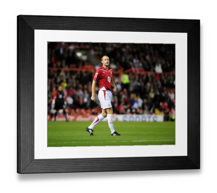 Framed Print : Bristol City vs Blackpool: Clash of the First Teams - Season 09-10 Framed Print : Bristol City vs Blackpool: Clash of the First Teams - Season 09-10