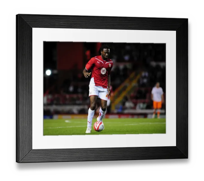 Framed Print : Bristol City v Blackpool