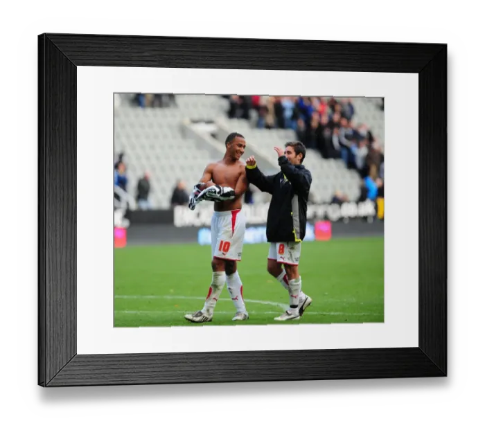 Framed Print : Battle of the First Teams: Newcastle United vs. Bristol City - Season 09-10 Framed Print : Battle of the First Teams: Newcastle United vs. Bristol City - Season 09-10