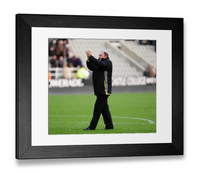 Framed Print : Football Titans Clash: Newcastle United vs. Bristol City (09-10 Season) Framed Print : Football Titans Clash: Newcastle United vs. Bristol City (09-10 Season)