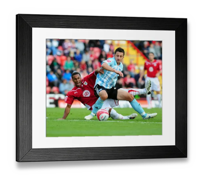Framed Print : Football Showdown: Bristol City vs Peterborough United - Season 09-10