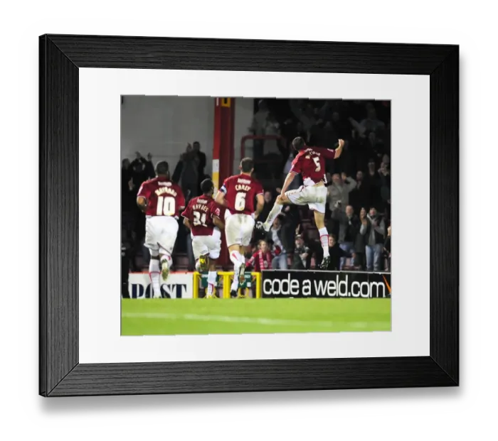 Framed Print : Bristol City vs Plymouth Argyle: A Football Rivalry - Season 09-10 Framed Print : Bristol City vs Plymouth Argyle: A Football Rivalry - Season 09-10