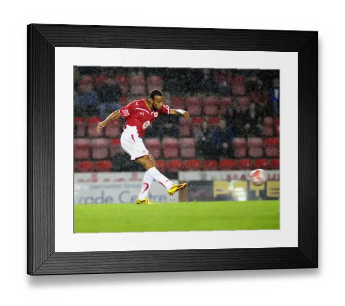 Framed Print : Bristol City vs. Plymouth Argyle: A Football Rivalry - Season 09-10 Framed Print : Bristol City vs. Plymouth Argyle: A Football Rivalry - Season 09-10