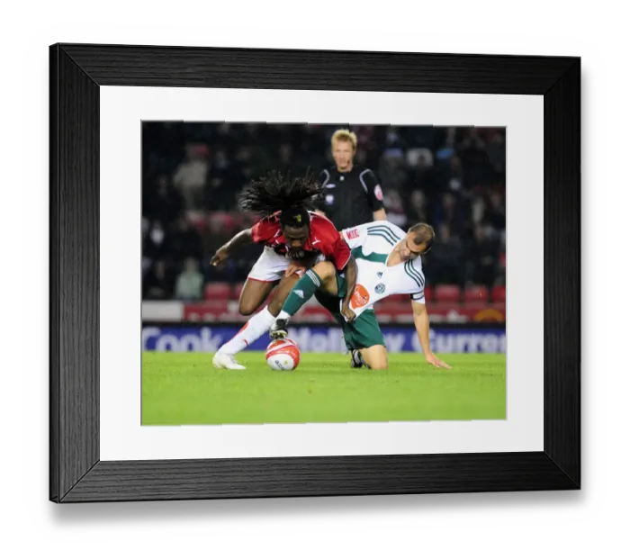Framed Print : Bristol City vs Plymouth Argyle: A Football Rivalry - Season 09-10 Framed Print : Bristol City vs Plymouth Argyle: A Football Rivalry - Season 09-10